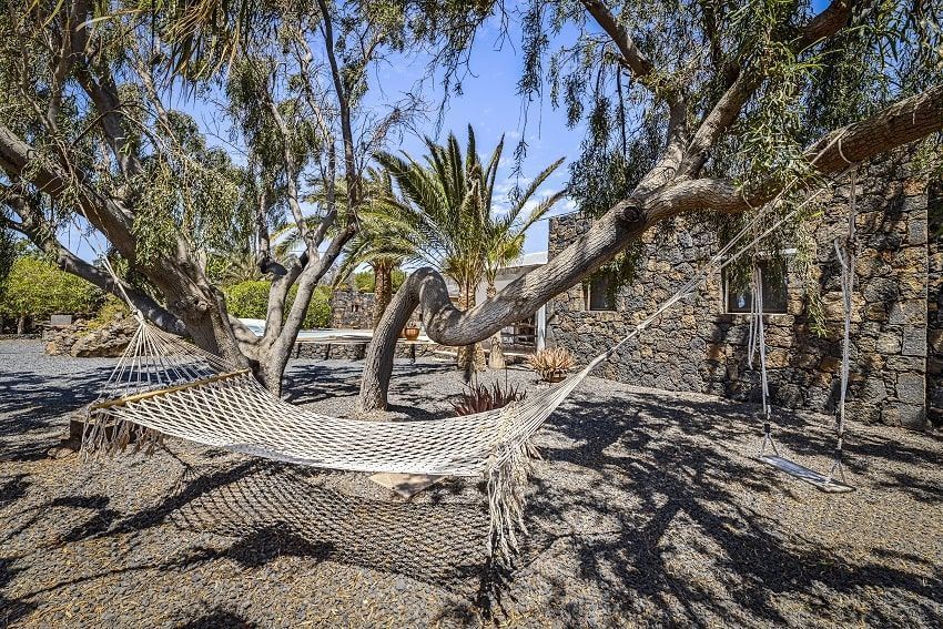 Private shower/Longterm/Decent B&B